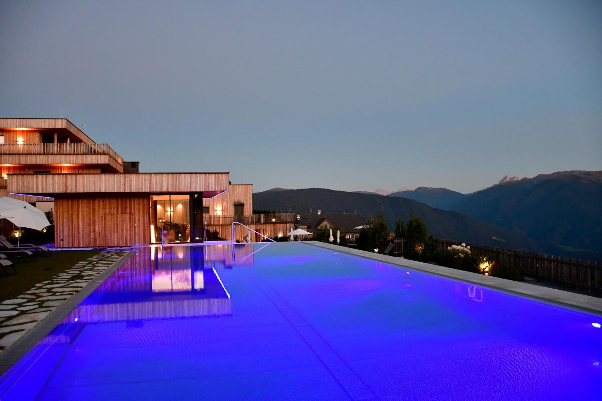 Tratterhof Mountain Sky Hotel Maranza Buitenkant foto